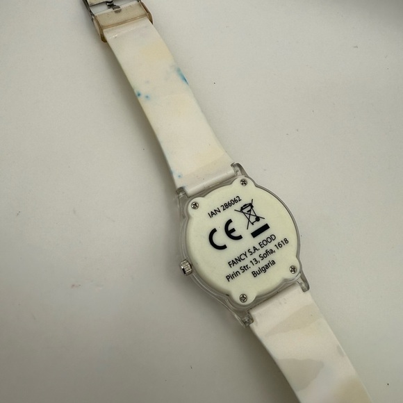 Minions Chaos Kids Analog Quartz Watch Needs a Battery Works Great Silicone Band - Picture 8 of 8